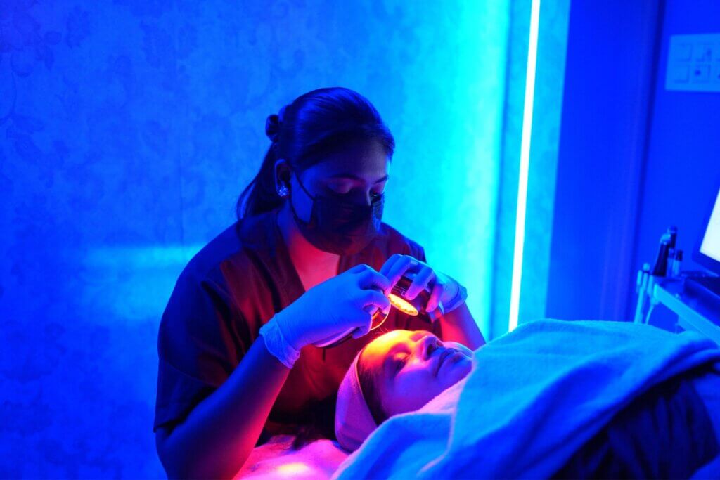 Hydra Facial